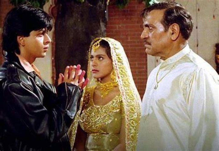 10 candid pictures of DDLJ actress Kjaol with husband Ajay
