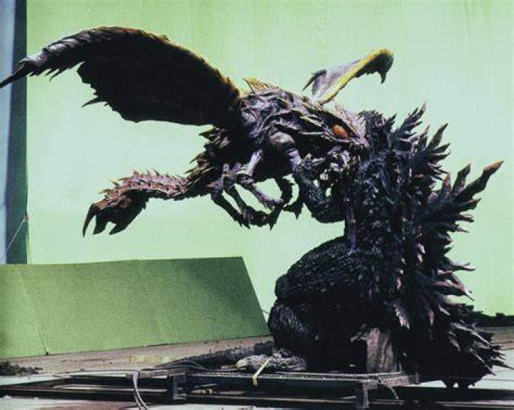 14-Godzilla-Kaiju-Megaguirus.jpg