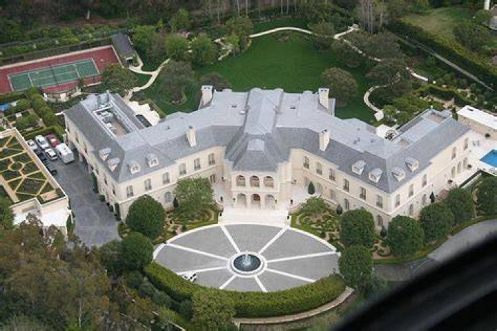 &lsquo;150m mansion&rsquo; slated for sale report