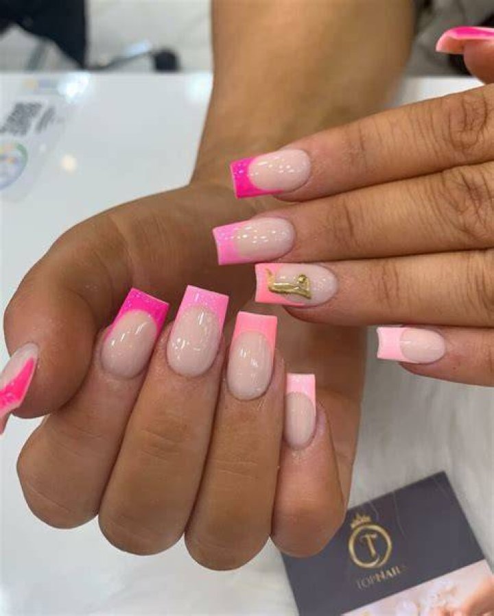 💖25+ Designs For Pink French Tip Nails To Look And Feel Ultra Femmy