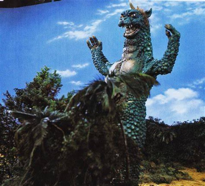 27-Godzilla-Kaiju-Gabara.jpg