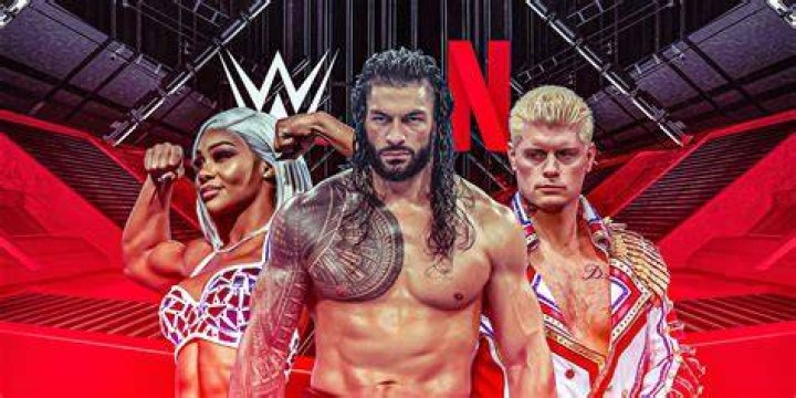 4 current WWE Superstars who have had relatively short marriages