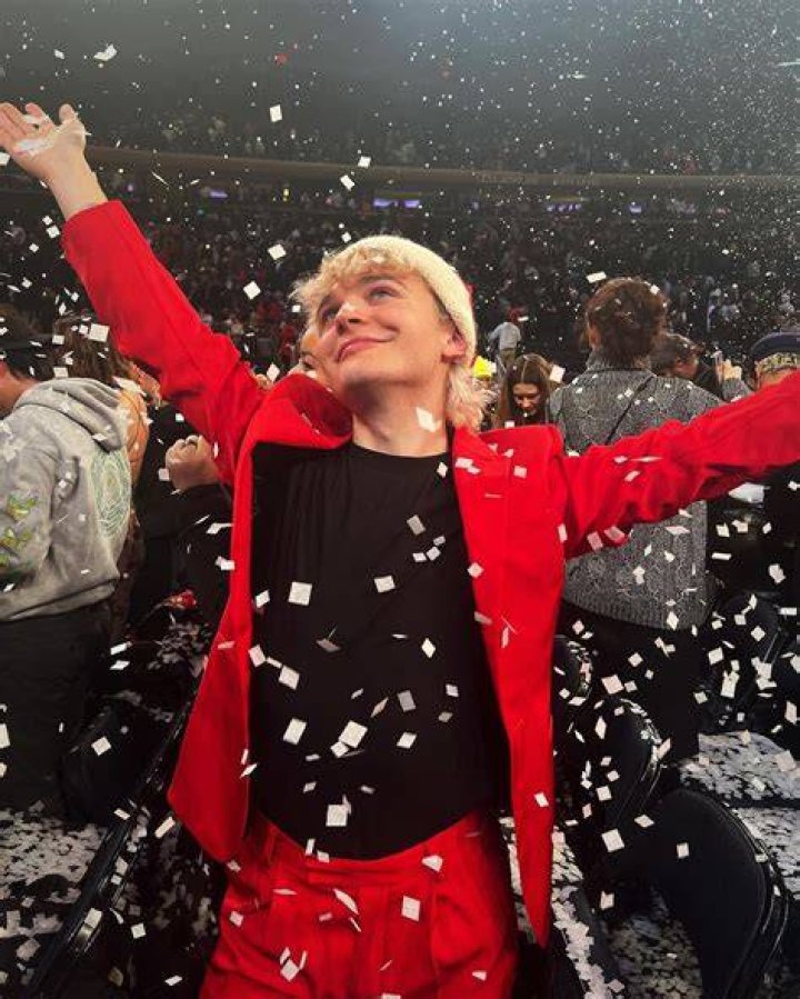 Adam McIntyre has over 206,000 followers on YouTube