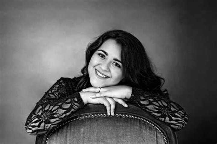 Adriana Gonzalez POP