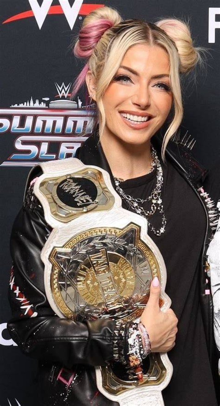Alexa Bliss (Wrestler) Wiki, Biography, Age, Height, Weight, Body Measurements, Boyfriend, Net Worth