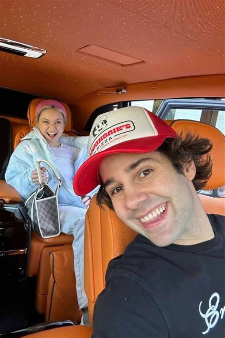 Are David Dobrik And Taylor Hudson Dating? OtakuKart