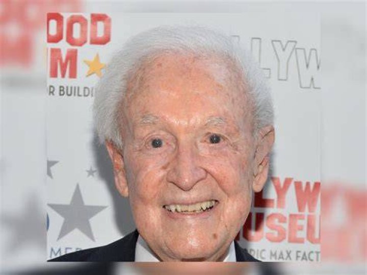 Bob Barker, courtly host of &lsquo;The Price Is Right,&rsquo; Dies at 99 World News Hindustan Times