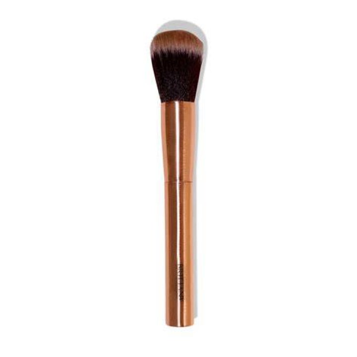 Brittany used a brush to distribute the cleaner but didn't need to scrub