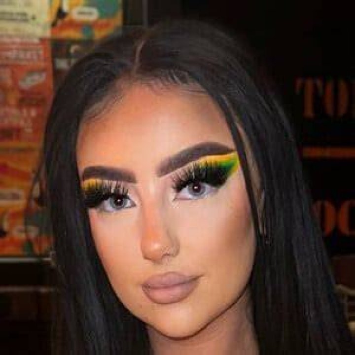 Cariad is famous on TikTok for her beauty transformations