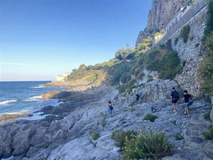 Cefalú is ringed by Craggy Hills
