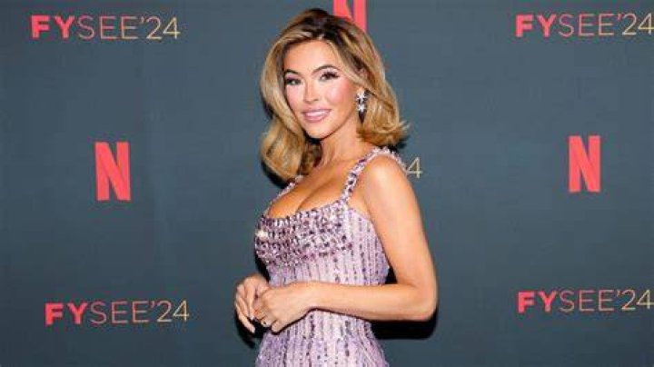 Chrishell Stause Says ‘Credit Is Due,’ Slams Claim She Wasn’t the Real Estate Agent on Her New Home