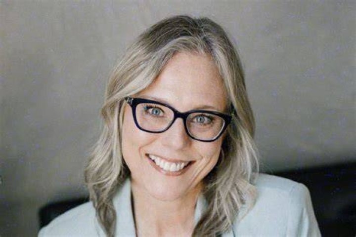 Courtney Cooper, Co-Founder of Divorce Doulas