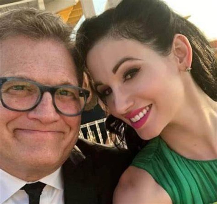 Drew Carey dated Amie Harwick from 2017-2018