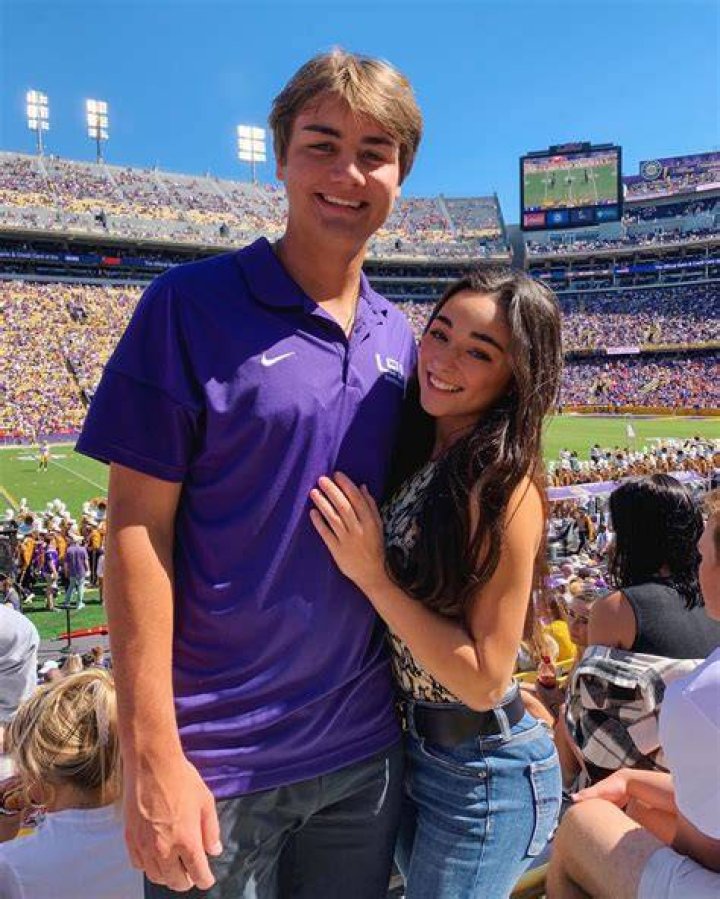 Elena Arenas labeled the couple "adorable" in their recent snaps