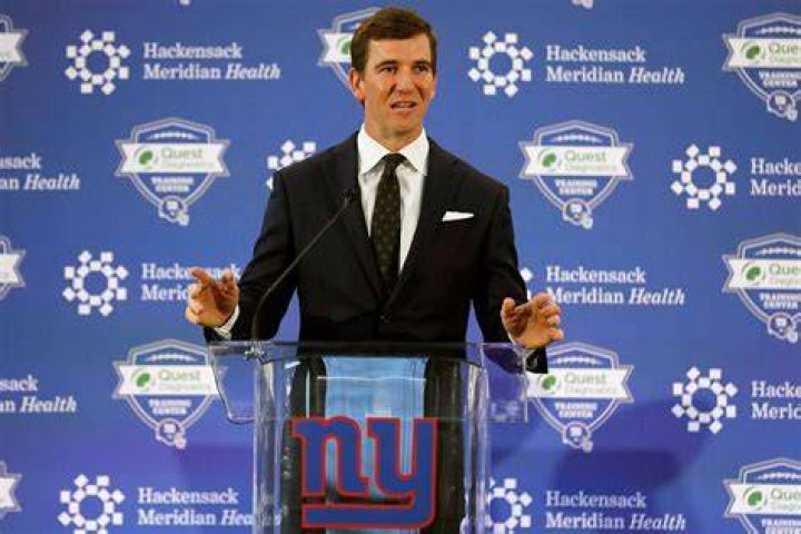 Eli Manning Retires