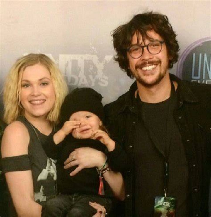 Eliza Taylor Bio, Age, Family, Body Stats, Husband, Net Worth Eliza Taylor Bio, Age, Family, Body Stats, Husband, Net Worth