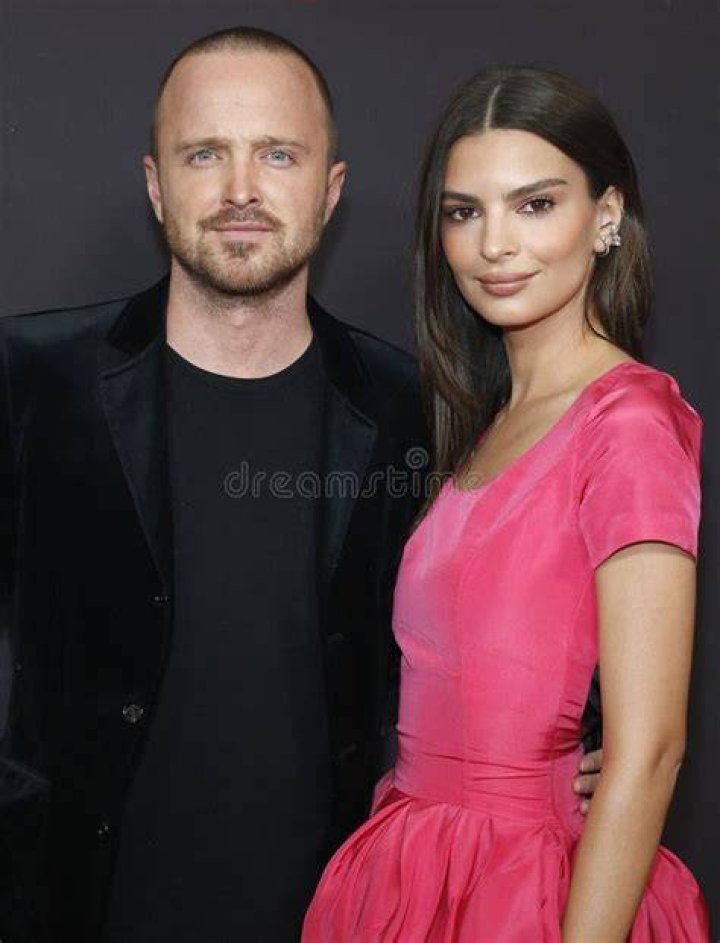Emily Ratajkowski and Aaron Paul