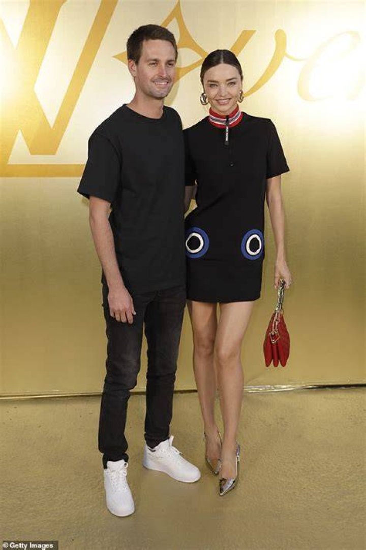 Evan and Miranda were spotted holding hands in July 2018