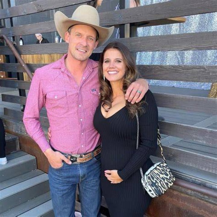 Evan Felker and Wife Staci Expecting Second Baby Together 'Felker Family of 4'