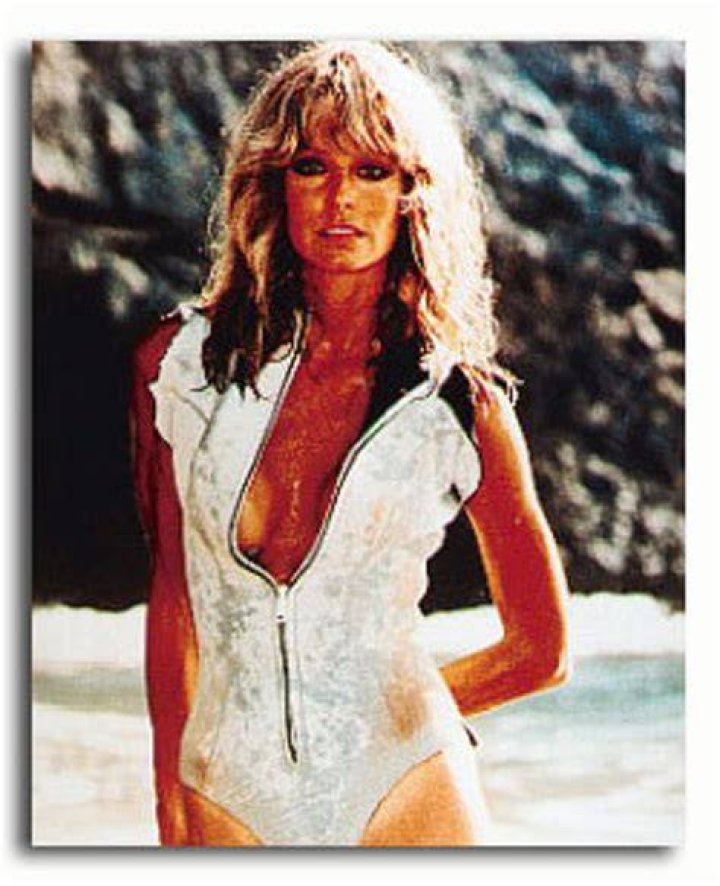 Farrah Fawcett - Sunburn swimsuit