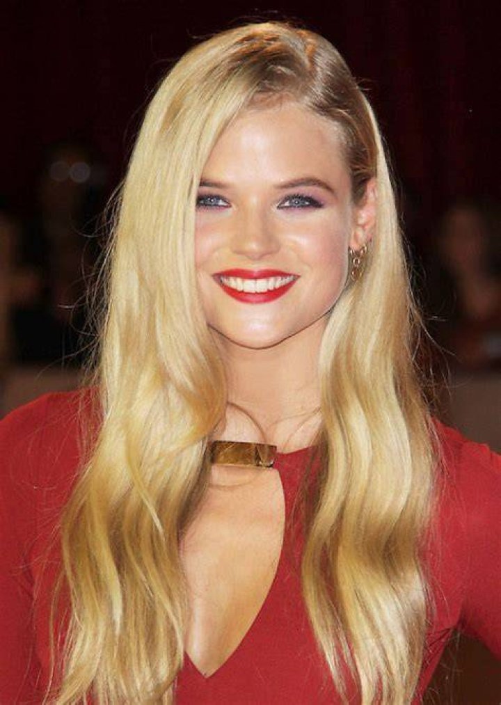 Gabriella Wilde Age, Weight and Age CharmCelebrity