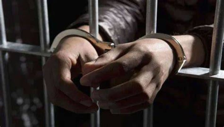 Gang of 4 held in honey trap case