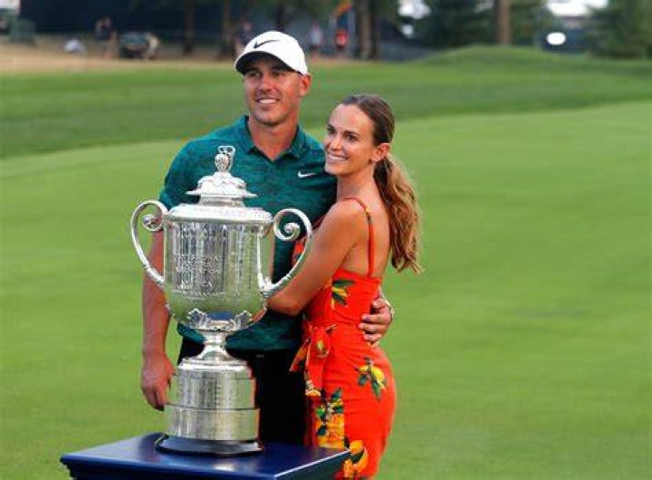 Golfer Brooks Koepka and Jena Sims Wed in Turks and Caicos: ‘Best Day of My Life’