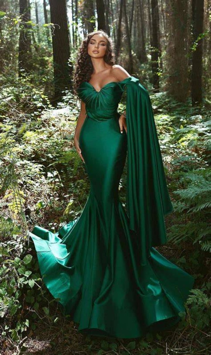 green-dress