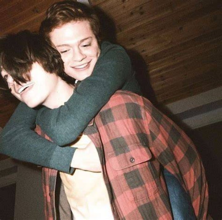Grizz (Jack Mulhern) & Sam Eliot (Sean Beardy) via instagram thesociety Society, Sean berdy