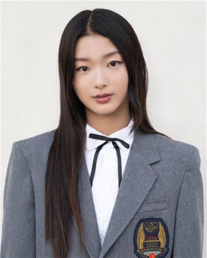 Gwon Eun-Jeong Age, Wikipedia, Biography, Height, Weight, Net Worth in 2021 and more