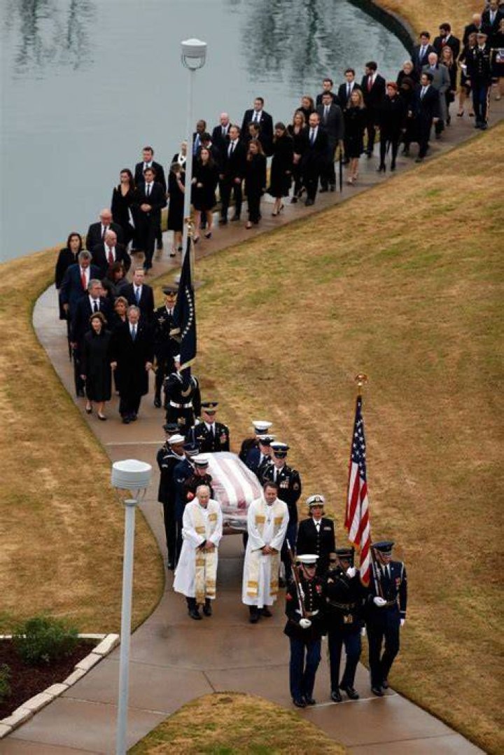 H.W. Bush Funeral See All Memorials And Tributes (Photos