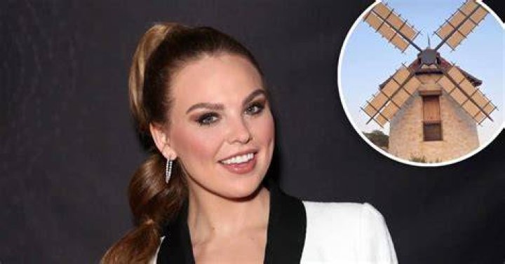 Hannah Brown Visits the Windmill From Her ‘Bachelorette’ Season