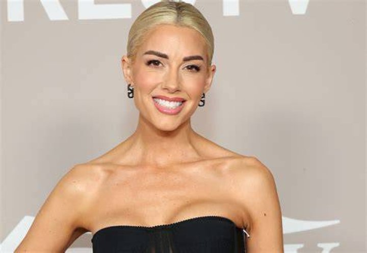Heather Rae Young Reveals New Engagement Ring Details Us Weekly