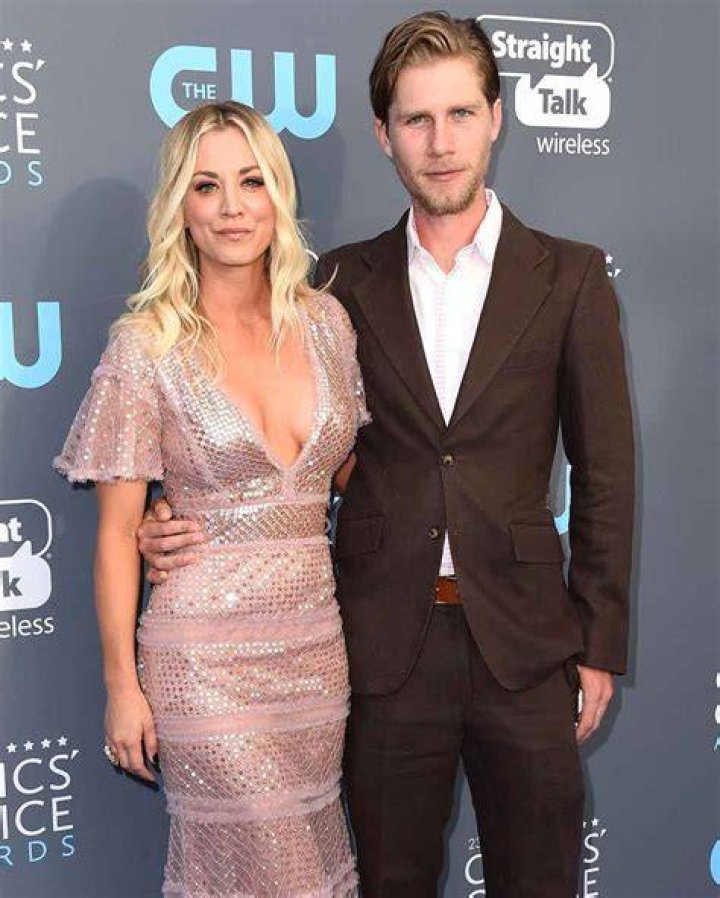 Inside Kaley Cuoco Divorce Filing From Estranged Husband Karl Cook