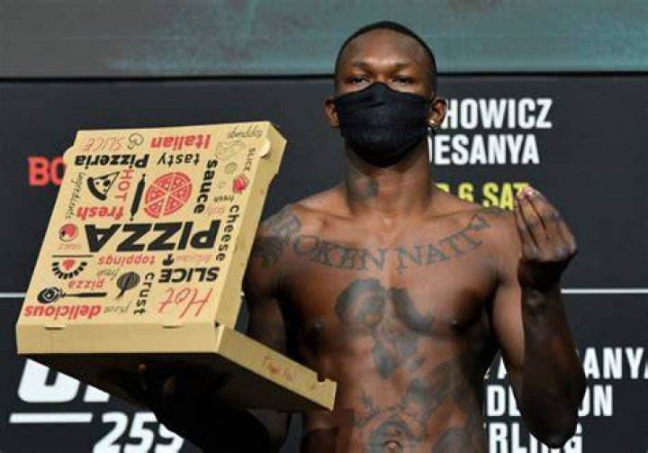 Israel Adesanya tipped the scales at just 200.5lb for his light-heavyweight world-title bout at UFC 259