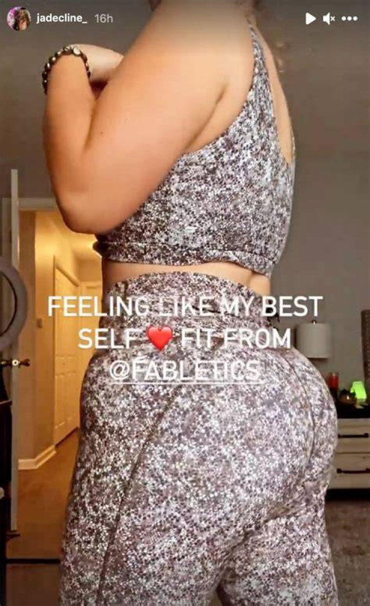 Jade Cline showed off her curves on New Year's Eve