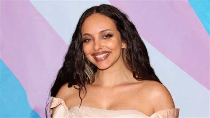 Jade puts a focus on fashion with her content