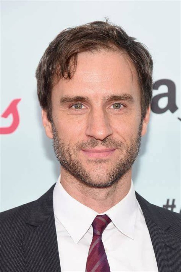 James Waterston Biography, Height & Life Story Super Stars Bio