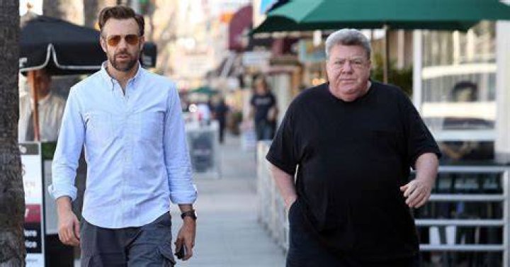 Jason Sudeikis Hangs Out With Uncle, Cheers Star Wendt Picture Us Weekly