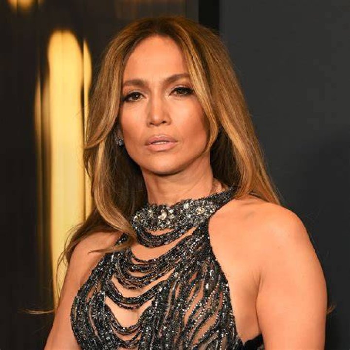 jennifer lopez imagesizelarge Bing images