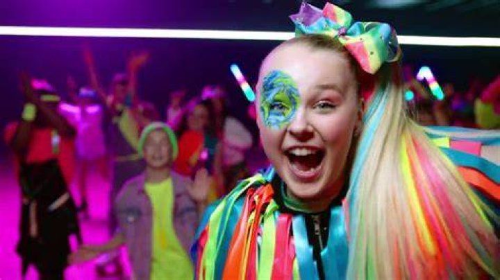 JoJo Siwa's relationship history Who has the YouTube star dated? The US Sun