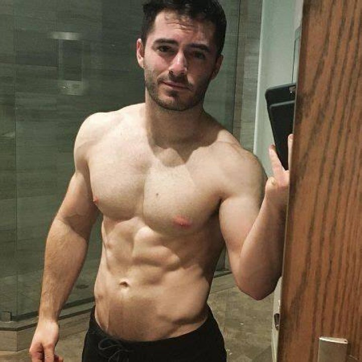 Jordan Maron Captainsparklez Healthy life choices I'm proud of him this is from his Instagram