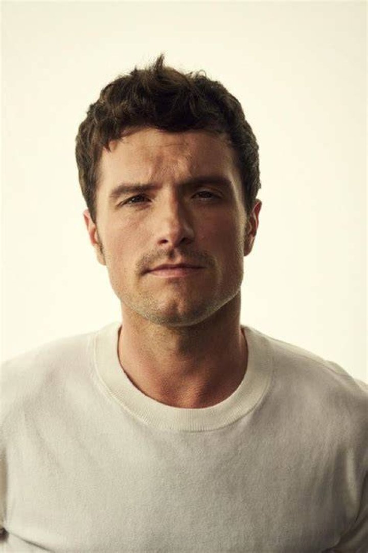 Josh Hutcherson on the Frustrations of His LongDistance Relationship With Claudia Traisac