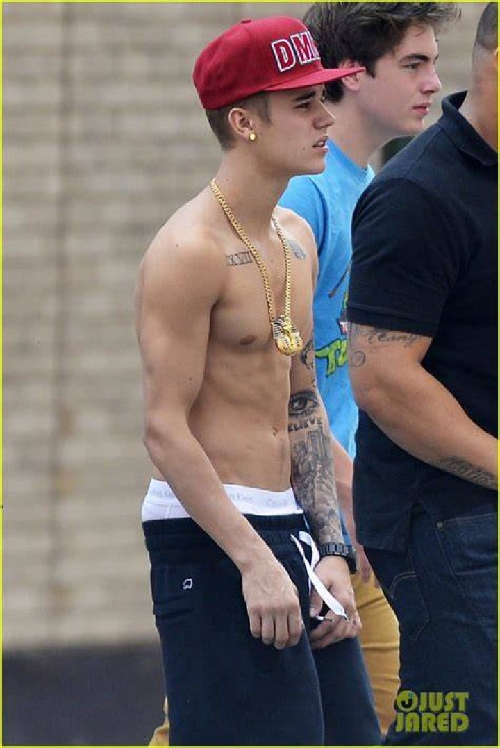 justin bieber Shirtless gym 2013 Justin Bieber Photo (35731986) Fanpop