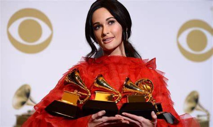 Kacey Musgraves' 2019 Met Gala Dress Is BarbieInspired! Pics