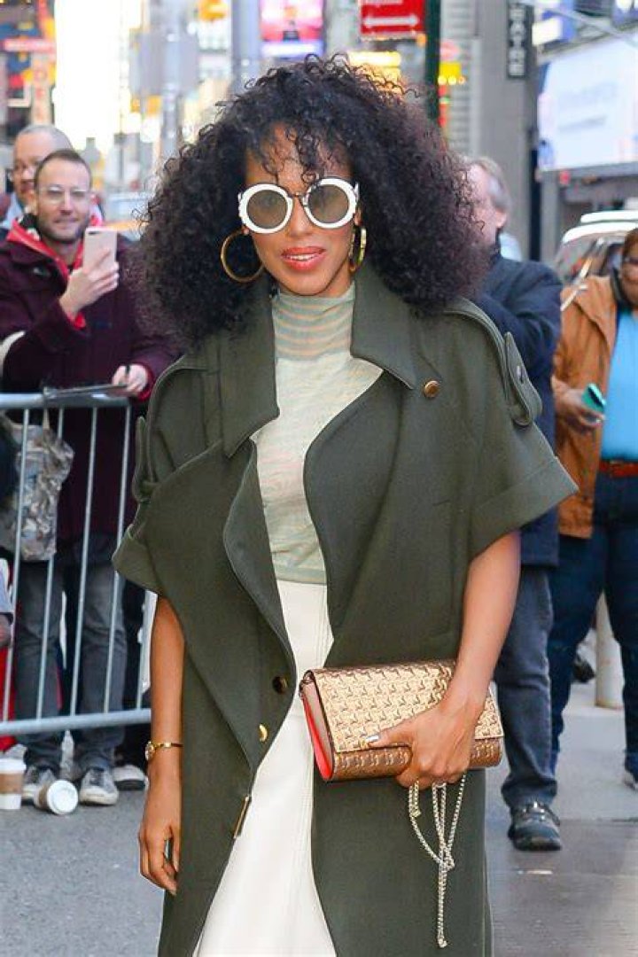 Kerry Washington Just Changed Up Her Curly Hair 4 Times in 24 Hours Vogue