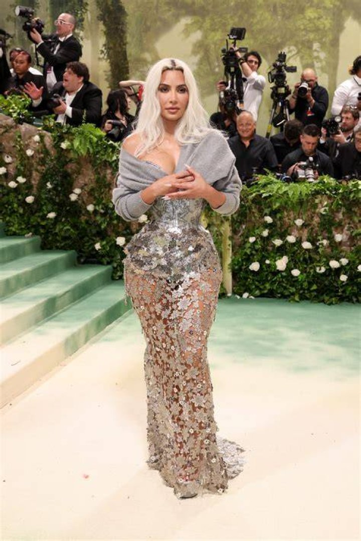 Kim Kardashian Latest Photos Page 13 of 49 CelebMafia