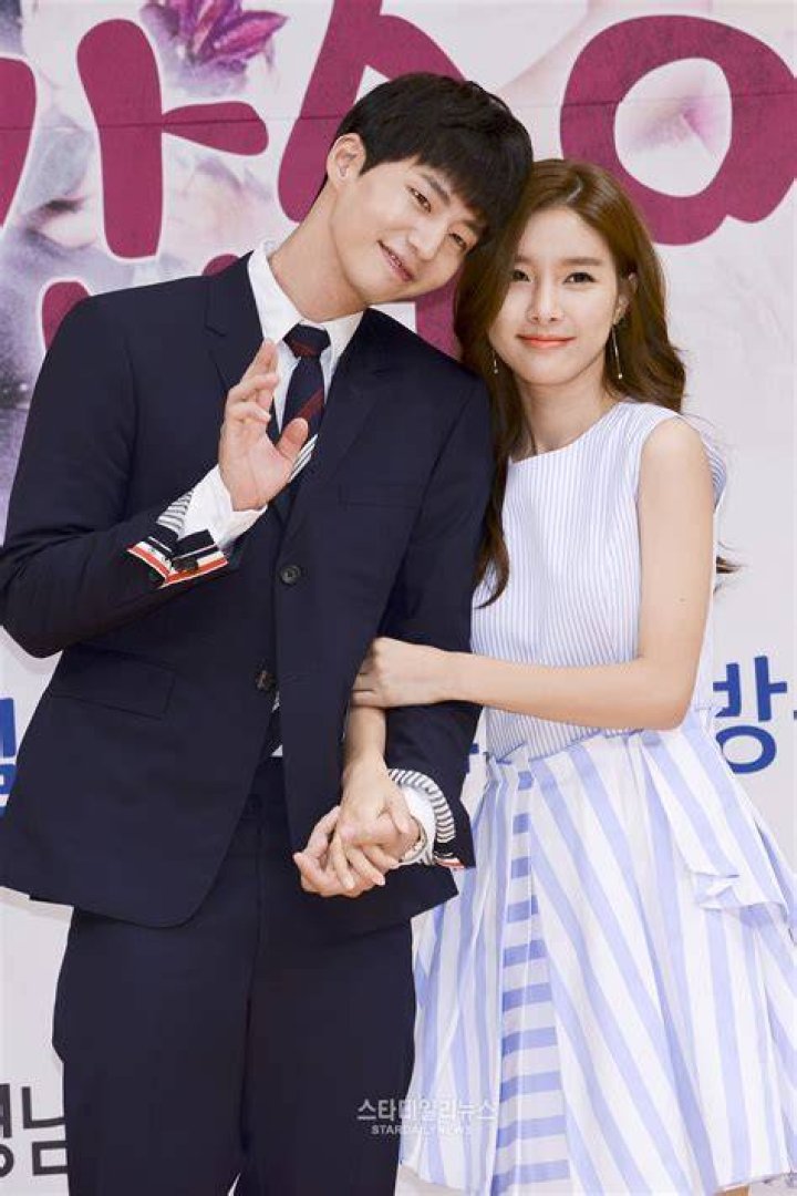 Kim So Eun Is Confident She And Song Jae Rim Will Win Best Couple Song jae rim, Kim so eun, We
