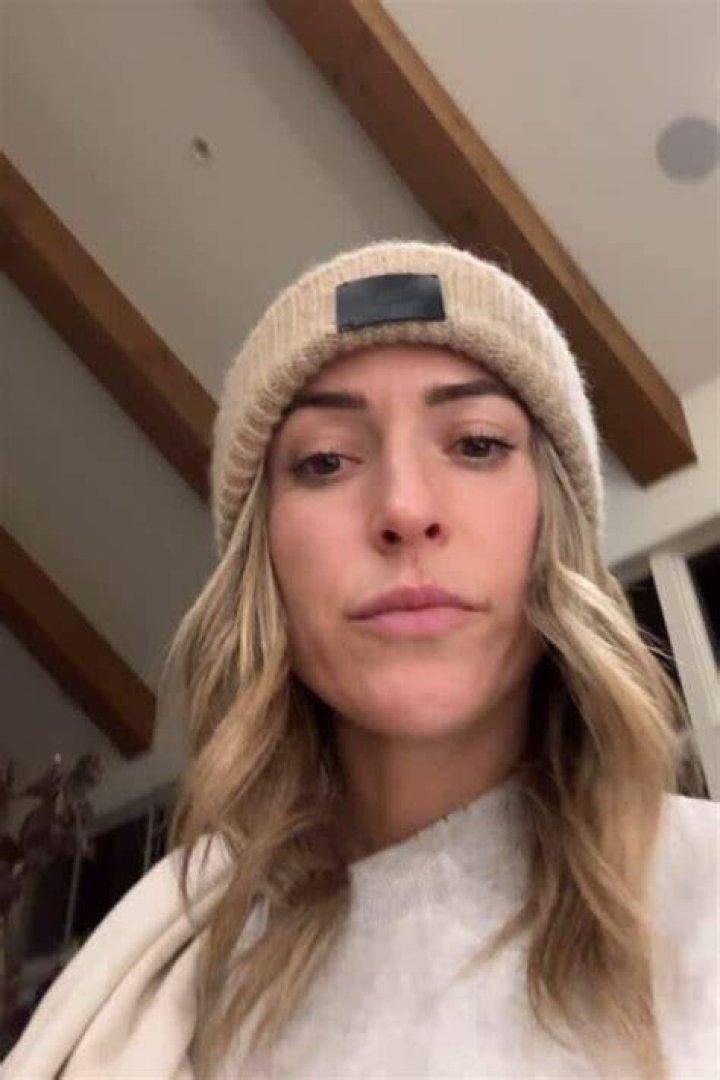 kristin-cavallari-beanie-instagram-story