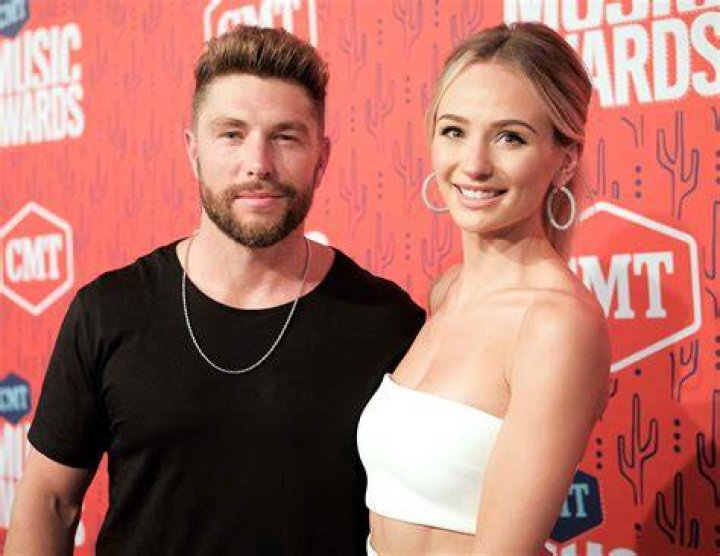 Lauren Bushnell and Chris Lane&rsquo;s Whirlwind Romance Photos